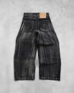 Acquista i jeans Reaven Chrome Rift Denim nel nostro negozio. Questi jeans di alta qualità con lavaggio metallizzato presentano inserti architettonici e un audace design. Acquista ora!