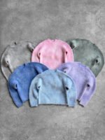 Acquista questo maglione in mohair Reaven Matcha Green Nuvola dal nostro negozio. È realizzato in mohair di prima qualità e morbido. Acquista ora!