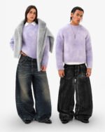 Acquista subito il maglione in mohair Reaven Lilac Breeze Nuvola nel nostro negozio. Acquista subito maglieria di lusso!